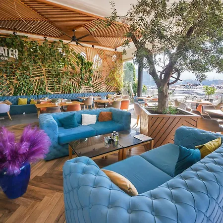 Hotell Riva Budva