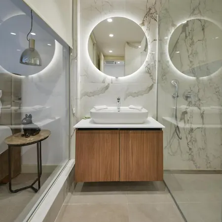 Luxury Riva - Hotel